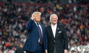 Trump Attends College Football Game in South Carolina