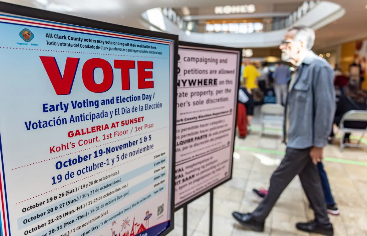 Voters take to the polls in Henderson, Nev., on Oct. 19, 2024. (John Fredricks/The Epoch Times)