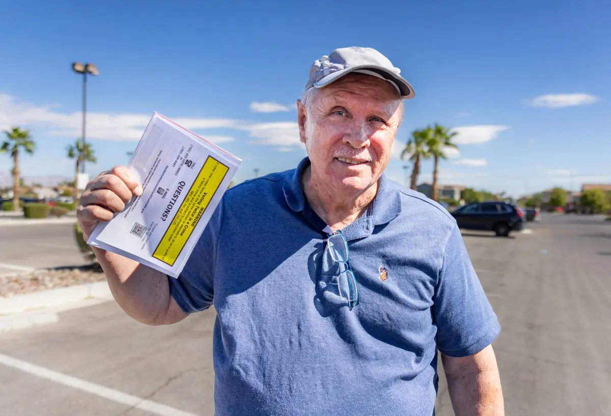 Arthur stands outside an early voting site in northwestern Las Vegas, Nev., on Oct. 19, 2024. (John Fredricks/The Epoch Times)