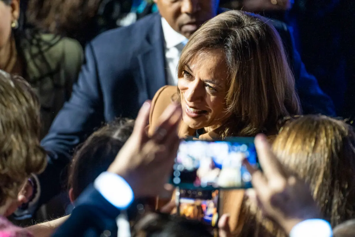 Democratic presidential candidate Vice President Kamala Harris greets her supporters at Wings Event Center in Kalamazoo, Mich., on Oct. 26, 2024. (Madalina Vasiliu/The Epoch Times)