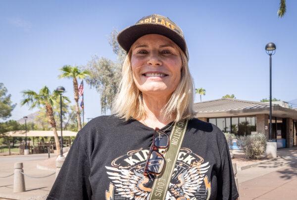 Susan Rosener casts her early ballot in Scottsdale, Arizona, on Oct. 10, 2024. (John Fredricks/The Epoch Times)