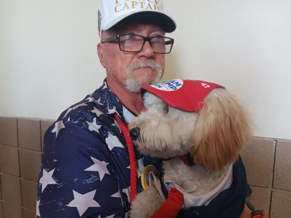 David Arbuckle and his Aussiedoodle, 