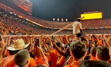 Tennessee’s Title Hopes Intact After Toppling Alabama Yet Again, Sends Another Smoky Statement From Knoxville