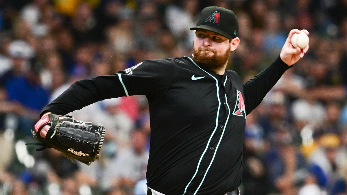 Jordan Montgomery pitching