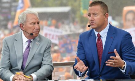 College Football Fans Once Again Concerned With Lee Corso’s Health