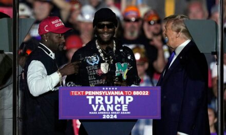 Ex-NFL star says Trump is a ‘real one,’ gushes about rally experience with former president