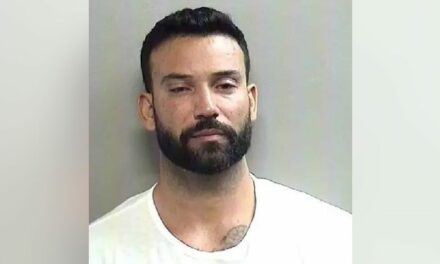 Former Texas Rangers pitcher arrested after allegedly fleeing scene of accident while DWI