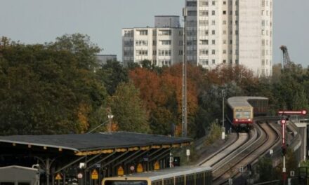 Man Flees Berlin Police Stop, Leaves Behind Bag of Notorious Terrorist Explosive