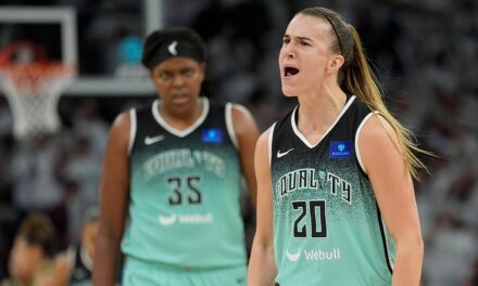 Liberty’s Sabrina Ionescu nails long 3-pointer to help team to Game 3 win in WNBA Finals