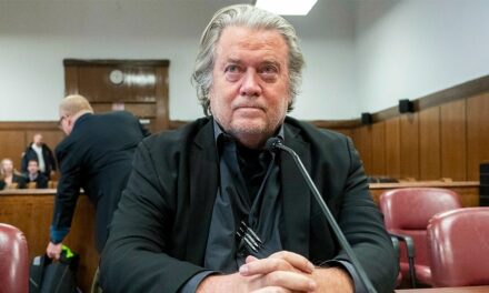 Former Trump aide Steve Bannon released from prison 1 week before Election Day