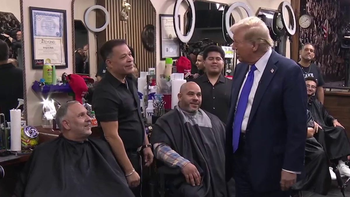 Trump at Bronx barbershop