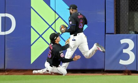 Mets outfielder makes sensational catch in NLCS, narrowly avoiding nasty collision with teammate