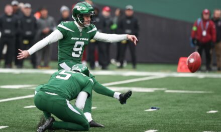 Jets Kicker Greg Zuerlein Kicks Field Goal In The Middle Of Vikings Cheerleaders, Literally, During Warmups