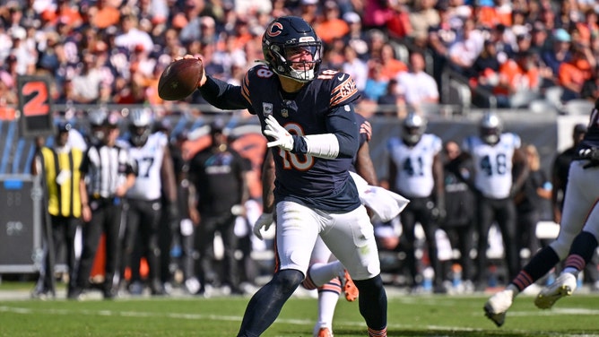 Chicago Bears QB Caleb Williams drops back to pass vs. the Carolina Panthers in NFL Week 5 at Soldier Field. (Daniel Bartel-Imagn Images)