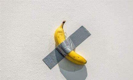 Crypto Entrepreneur Buys Banana and Roll of Duct Tape for $6.2 Million Dollars — Plans to Eat it