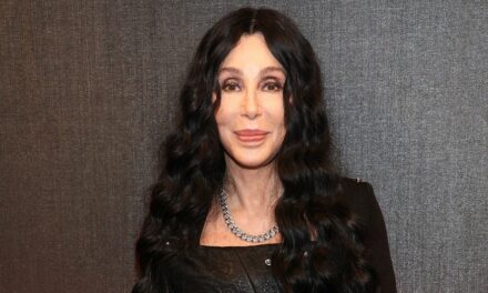 Cher admits she had ‘a really good director’ fired after giving ultimatum