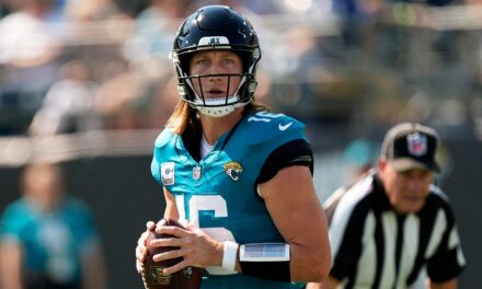 Jaguars’ Trevor Lawrence unlikely to play in Week 10, weighing options after shoulder injury: report