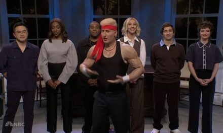 SNL Pretends To Support Trump To Stay Off ‘List Of Your Enemies’