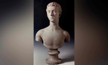 18th-century marble bust that was used as a doorstop expected to sell at auction for as much as $3 million