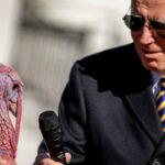 Strutting Male Turkey Steals the Show During During Cringe Biden Pardoning Ceremony