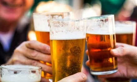 Not only does beer taste great, there are health benefits associated with it, too: expert