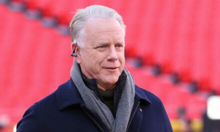 Former Jets QB Boomer Esiason offers pointed advice to Sauce Gardner after social media dispute with fans