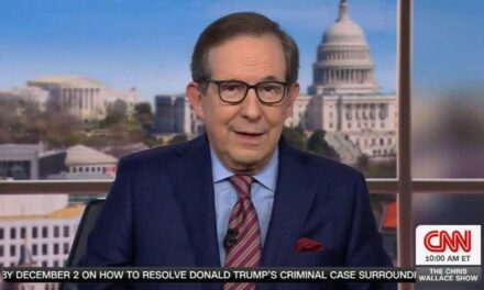 Puck Details Why Chris Wallace Is Actually Leaving CNN (Hint: Its Color Is Green)