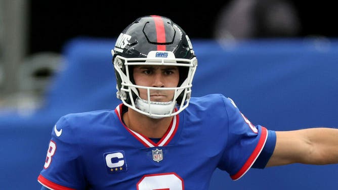 Giants quarterback Daniel Jones is day-to-day with an ankle injury. (Photo by Al Bello/Getty Images)