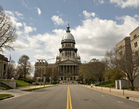 Illinois Democrats meet to strategize on ways to block incoming Trump policies