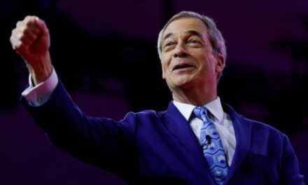 Brexit’s Farage Predicts Trump Victory, Prays Dismantling Deep State Will Become a ‘Blueprint’ for the West