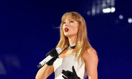 Taylor Swift Opens Toronto Concert with Woke ‘Land Acknowledgment’