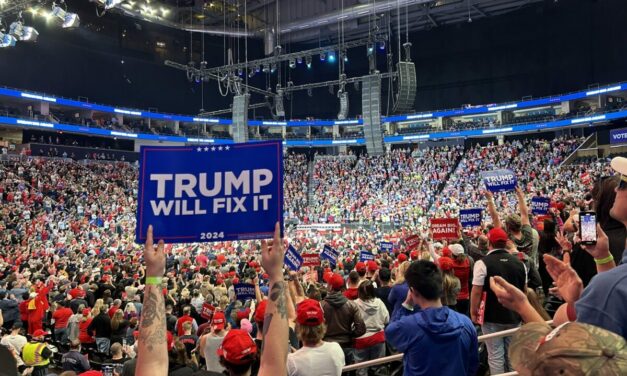 My First Trump Rally Was One Of His Last, And It Lived Up To The Hype