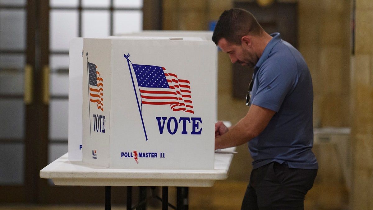 Man voting in Philly