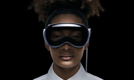 APPLE FAIL: The Nicest Computer You Can Wear on Your Face Is a Big Flop