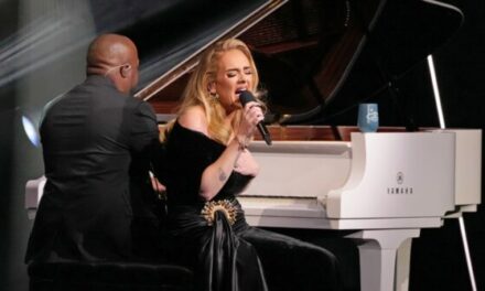 Tear-Stricken, Emotional Adele Leaves Las Vegas Crying — ‘I Am Battered’