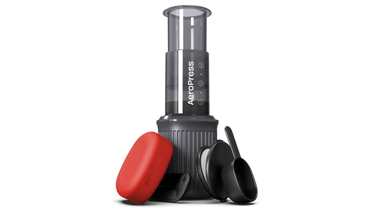 AeroPress Coffee Maker - Go