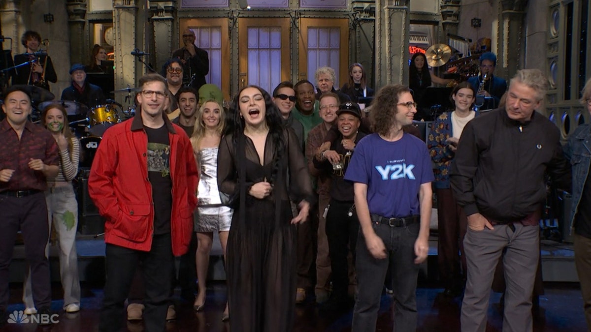 SNL sign off with Alec Baldwin, Charli XCX, Andy Samberg and Kyle Mooney