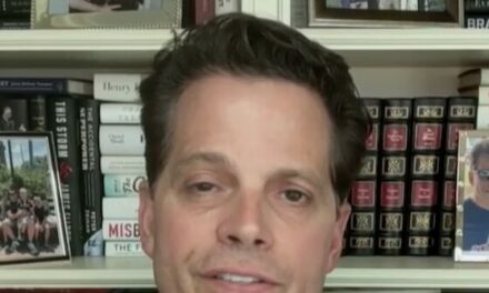 Scaramucci: GOP Senators Rejected Gaetz Because Trump Becoming ‘Lame Duck’