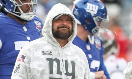 Giants coach Brian Daboll doesn’t feel he’s losing locker room despite players calling out lack of effort