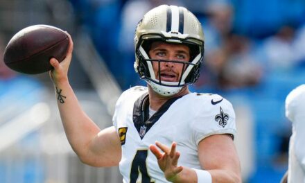 Ex-NFL star blasts Saints’ Derek Carr after team’s top wide receiver suffers injury