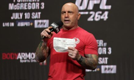 Joe Rogan Endorses Donald Trump With Incredibly Simple Message