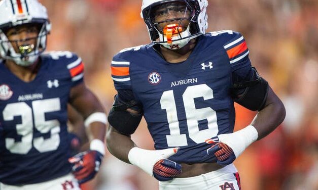 Iron Bowl Hate: Auburn Linebacker DeMarcus Riddick Wasted No Time In Trashing Alabama And WR Ryan Williams