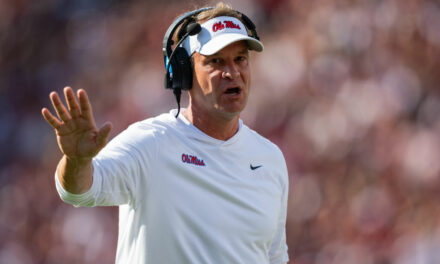 Jaxson Dart Completes Pass To Lane Kiffin, Who Is Not Pleased: WATCH