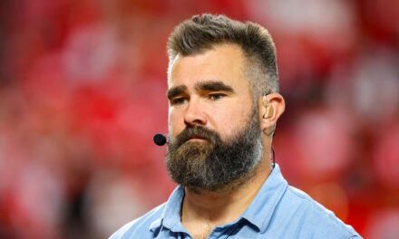 Jason Kelce Opened Monday Night Football With An Apology He Didn’t Need To Offer | John Simmons