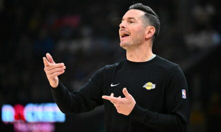 Unproven Lakers Coach JJ Redick Thinks It’s Cool To Walk Out Of Postgame Pressers