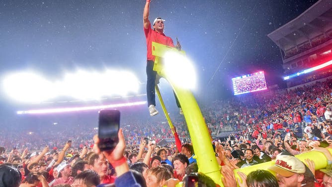 Ole Miss Students Drop-Off Goalposts At The Most Unlikeliest Of Places