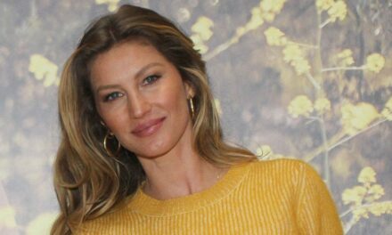 Gisele Bündchen says there’s ‘no guide to life’ following bombshell baby news, Tom Brady divorce