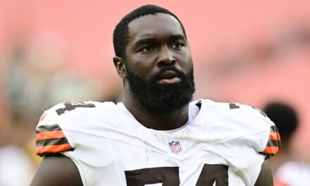 Browns lineman reveals tragic stillbirth of son: ‘Worst moment of my life’