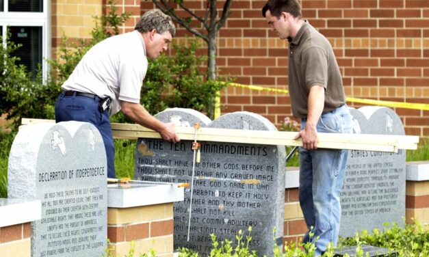 Federal Appeals Court Allows Most Louisiana School Districts to Follow Ten Commandments Poster Law