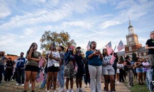 Meeting to Resist Trump Reveals Rift Between Progressive, Moderate Democrats